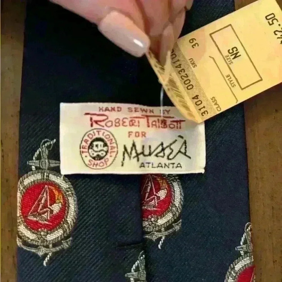 Mens Designer Robert Talbott Anchor Nautical Navy Tie NWT - Picture 5 of 8